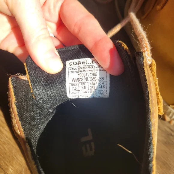 Sorel Women's Out And About Boots - Picture 5 of 5